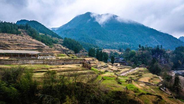 想玩点不一样，这个冬天，让我们去湘西过大年！