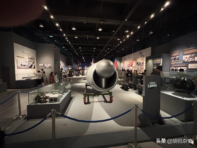 走进青岛海军博物馆：在涛声中感海军历史与辉煌（一）