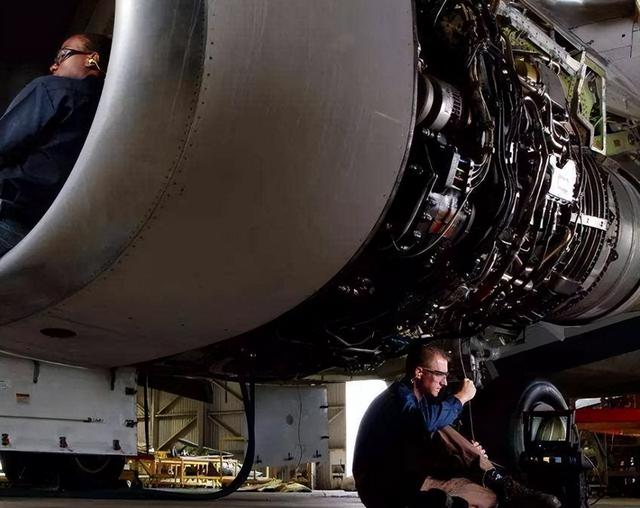 绝不向中国低头！宁愿裁员9000人公司破产	，也不接受中国的帮助？