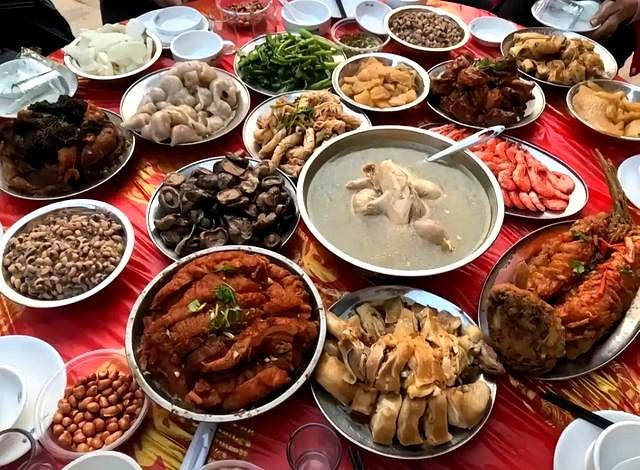 去广西喝了16次喜酒，我发现喜桌上必有这4道菜！广西人特别喜欢
