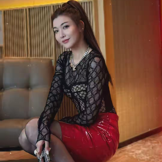 陪玩陪睡只是冰山一角，合同纠纷，陪客旅行	，舔手指，个个都荒唐