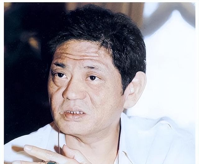 黄任中：每年花20亿泡妞，一张床睡十人，去世后留给儿子26亿巨债