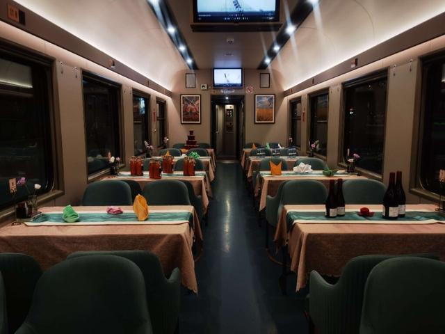 黑龙江开行首趟“悠享龙江·银旅号”适老化旅游专列