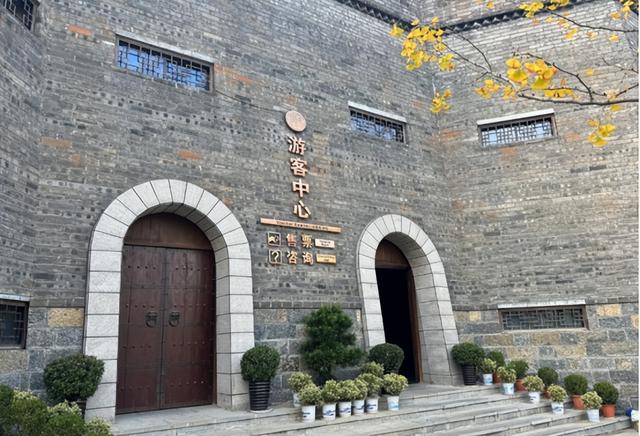 被一座古城拖垮，能否救出“山水第一股”，就看粉丝了