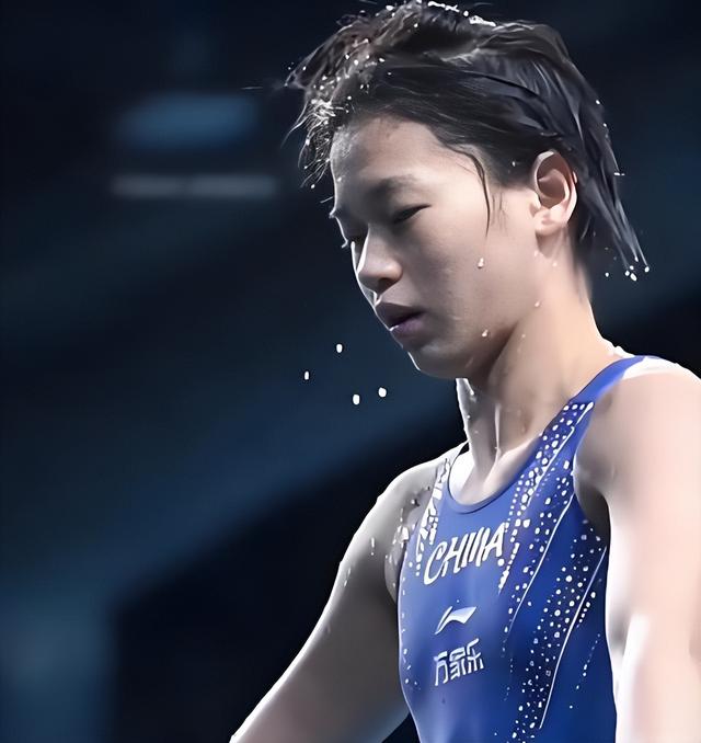 人民日报锐评全红婵捐赠直播收入，释放3大信号，郭晶晶说对了