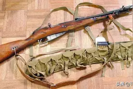 1955年期间，一名解放军战士的十件单兵装备图片