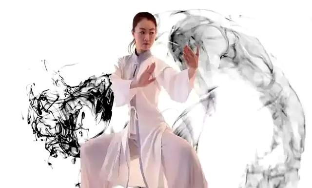 太极转腰没当回事？难怪拳散膝疼。它才是劲与活的关键