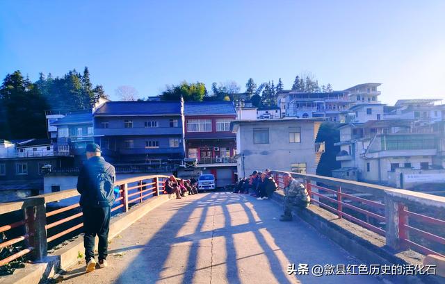 飞哥陪您横跨两镇古道赏“秋景”