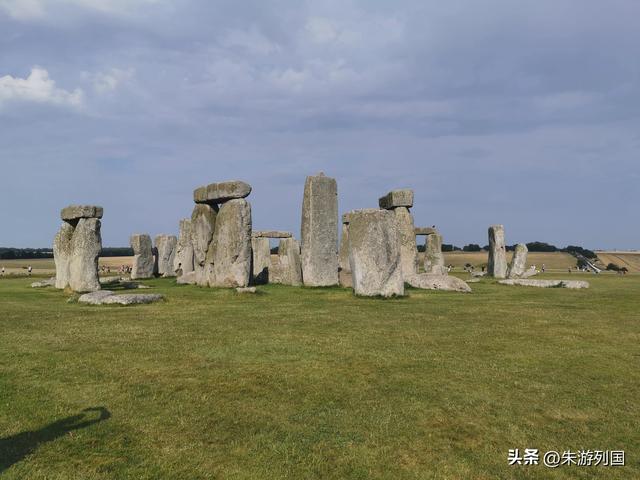 750年牛津，5000年巨石阵，一场与时间赛跑之旅