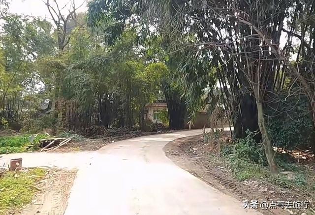 成都被冷落的古场镇，停留在70年前，附近美食诱人被严重低估！