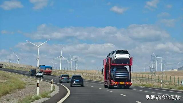 新疆西藏谁更重要？国家70年揭秘，原来"攻"与"守"是这么分工的!