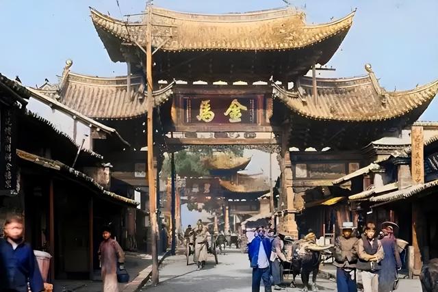 太罕见了！100年前的云南昆明，居然是这个样子