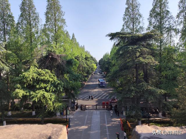南京明故宫，北京城的设计蓝本，如今只剩下一座午门的墩台