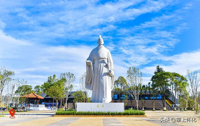 许忠建在第五届湖南旅游发展大会开幕式上的推介词