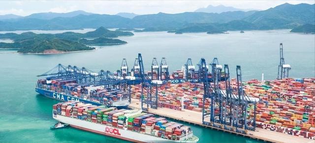 谈不拢就打！中国正式下达第77号令	，对日涨价开始，高市故作镇定