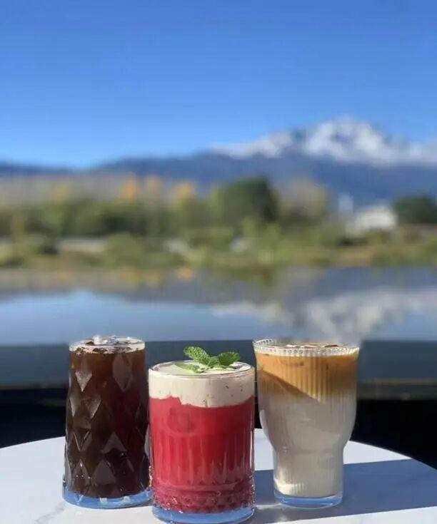 昆丽云端线，加密至每天3班！上午徜徉昆明滇池畔，下午漫步丽江古城里