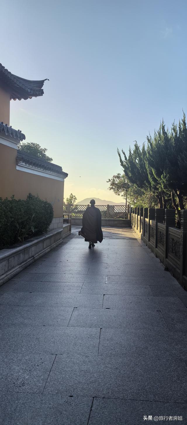 我终于看到了普陀山，神秘的南海观音像