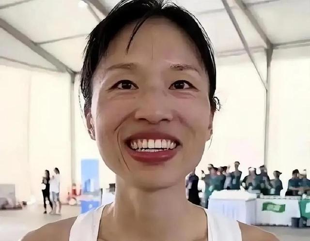 张水华不再隐忍！揭露离职真相：是为平息争端，曾被大量网友投诉