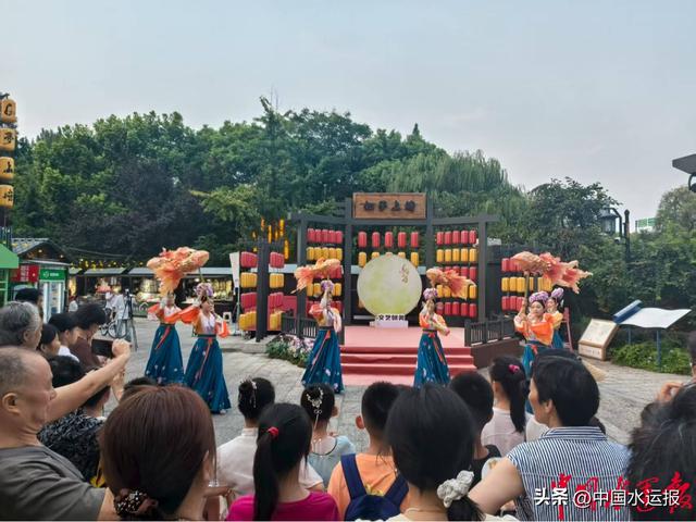 杭州开展军民鱼水情公益航班活动