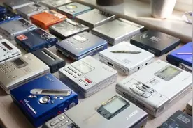 当年买不起的MD随身听，比MP3贵多了，如今只要200块图片