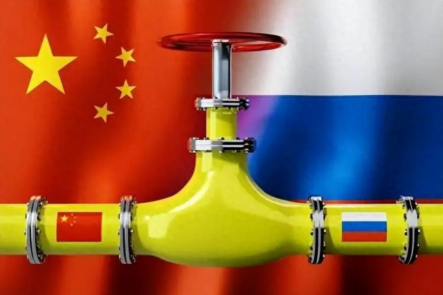 印度拒收俄油后，油轮在中国门口排队等，对中国赔钱大甩卖？