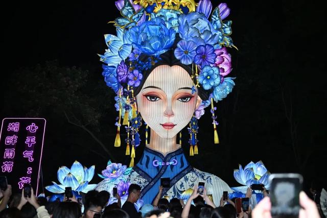 济南“顶流”新家位置在这儿！打卡人流量堪比春节灯会，给您细数诸多看点！