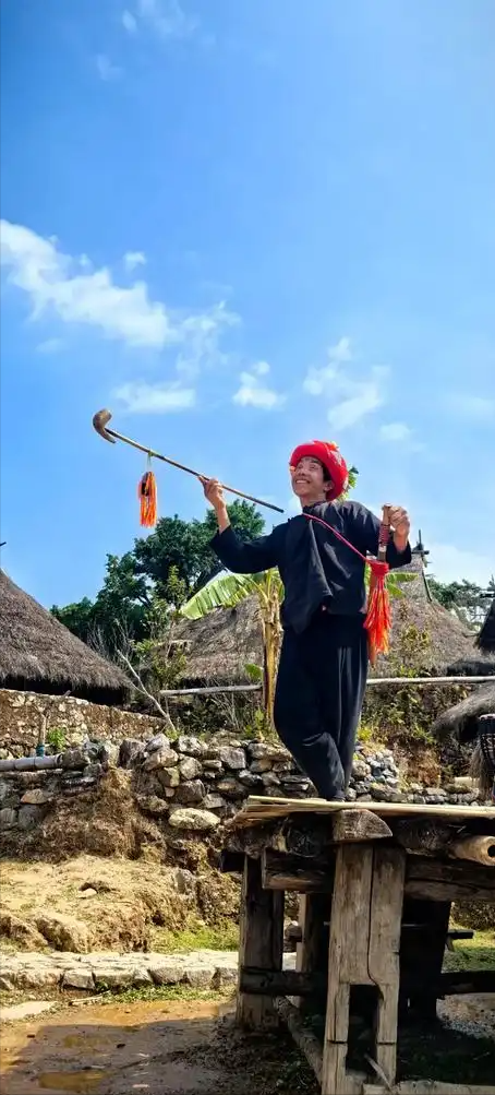 九年记录翁丁变迁：刘春雨直言，文化之变藏在村寨的烟火与灰烬里