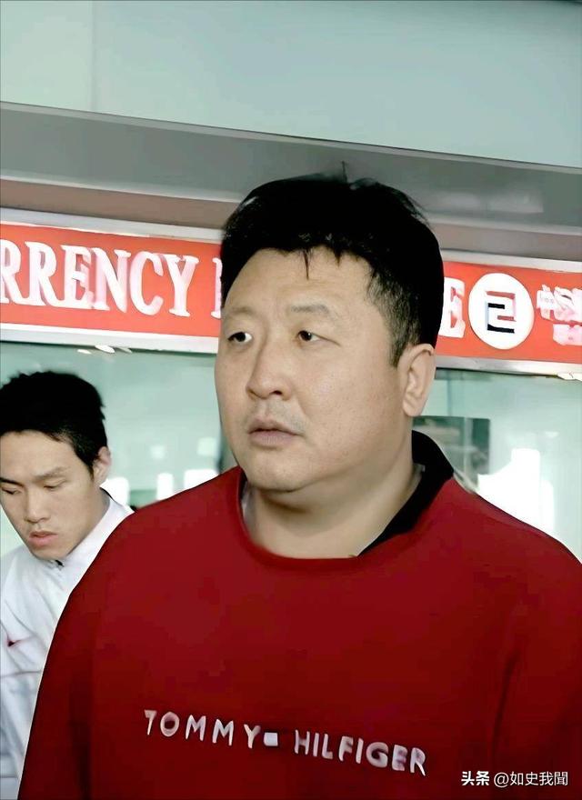 连娶3位徒弟，将奥运冠军变主妇，毁掉队员前途的他能有多离谱？