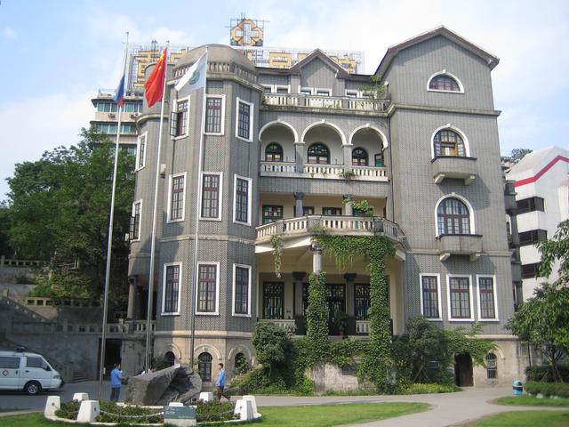 世界上最大的城市，居然在中国！因人口过多，常被误以为是个省！