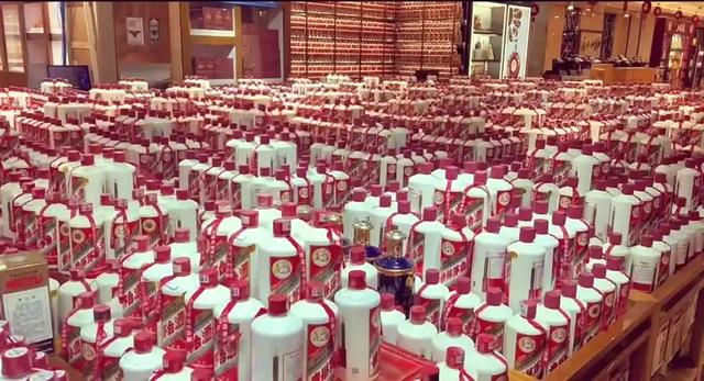 他曾是胡书记的得助手,担任过贵州省委书记,临终请求葬回故乡