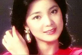 著名歌手邓丽君，去世27年后，保罗再婚生子，弟弟的坚持让人泪目图片