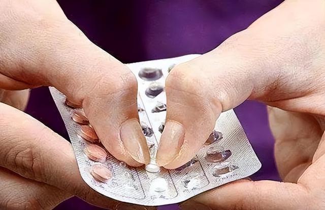女航天员飞往太空前，为什么要吃避孕药？这是为了防止发生什么？