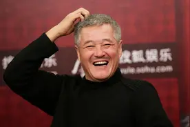 “众叛亲离，爱财如命”？光环之外的赵本山，究竟是个怎样的人？图片