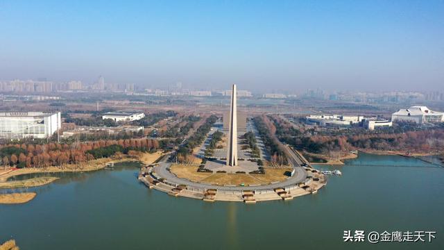 东北地区百家旅行商●媒体安徽全域旅游考察团走进 渡江战役纪念馆