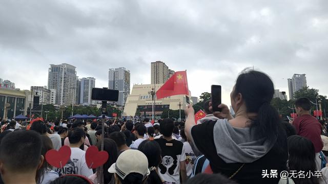 这是专属广西南宁的国庆节，人山人海，只为一场共同的仪式