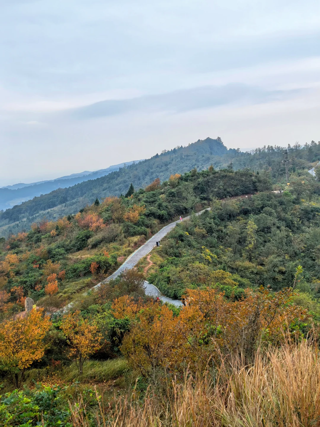 超美超震撼！舍不得公开的徒步秘境N0.1，就在成都金堂！