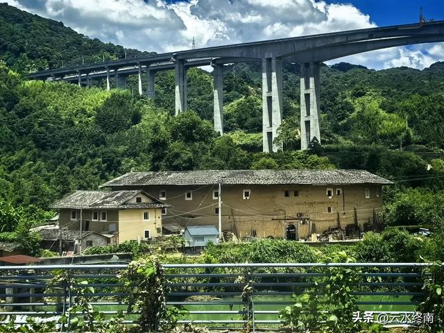 从厦门如何到土楼旅游？看看这些“槽点”与“亮点”，旅行不踩坑