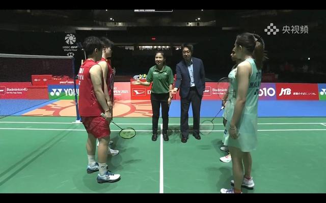正在直播日本公开赛女双决赛 刘圣书/谭宁VS蒂娜/陈康乐 国手1冠1亚