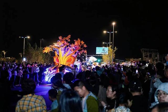 蓝天筑梦，西城沸腾！
