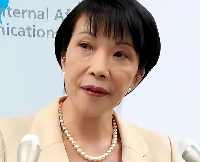 禁令生效，中方对日称呼已变，日本右翼调转枪口，对准高市早苗