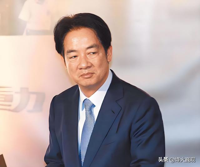 解放军刚包围台岛，郑丽文发火，李乾龙赶赴金门，民进党闯下大祸