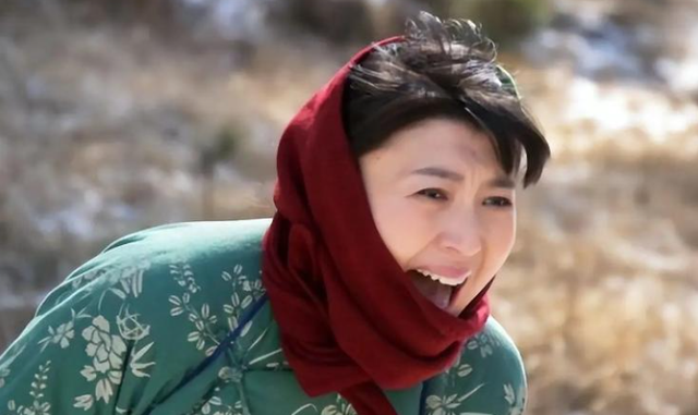 离春节还不到30天	，4位名人相继翻车，没一个值得同情，个个离谱