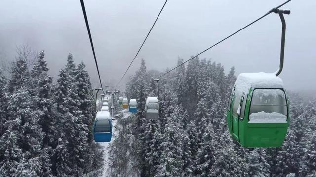 热“雪”以待！坪坝营嬉雪乐园抢先剧透​