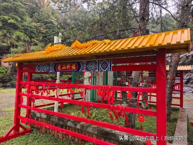 这个秋天，与黎坪红叶撞个满怀！