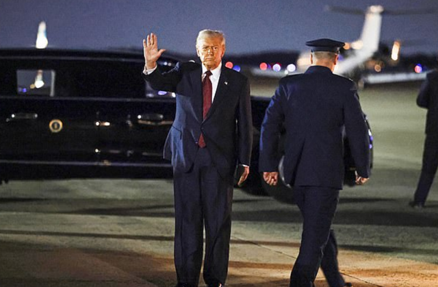美国“空军一号”基地现可疑包裹，多人因含“白色粉末”包裹住院