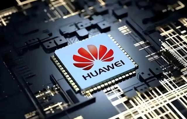 叛逃中国！年薪600万的华为高管，美国身份被扒后，更多猛料曝光