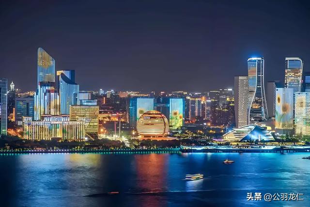 行吟2025：在山水与历史的褶皱里，拾捡时光的诗行