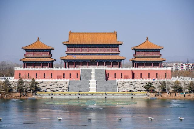 刚从河北回来，毫不客气的说	，唐山就是全国郊区城建的天花板！