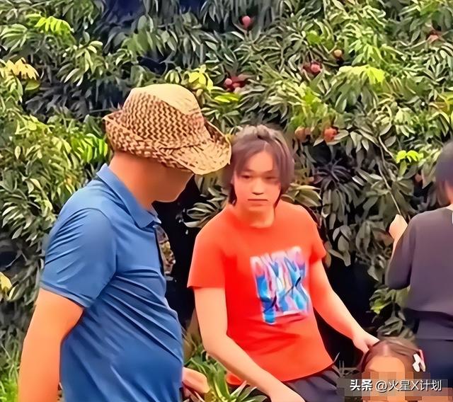 人心不足蛇吞象！人民日报点名，揭开全红婵真实处境，误会太深