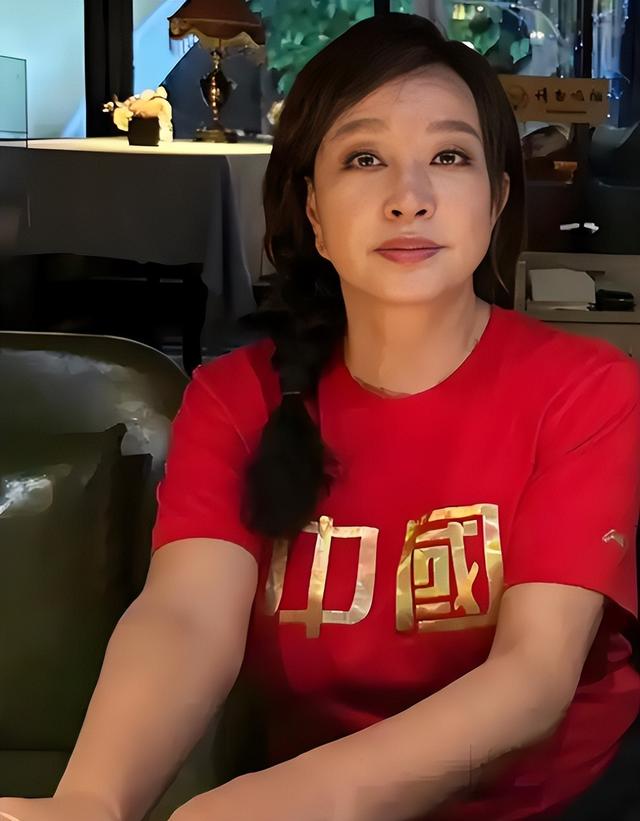钱再多有什么用？75岁的“风流妖精”刘晓庆，已经走上另一条道路